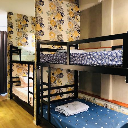 Wj Hostel Бангкок Екстер'єр фото