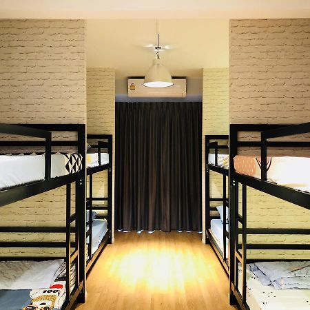 Wj Hostel Бангкок Екстер'єр фото